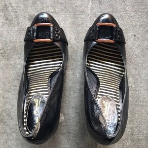 Patent black high heels